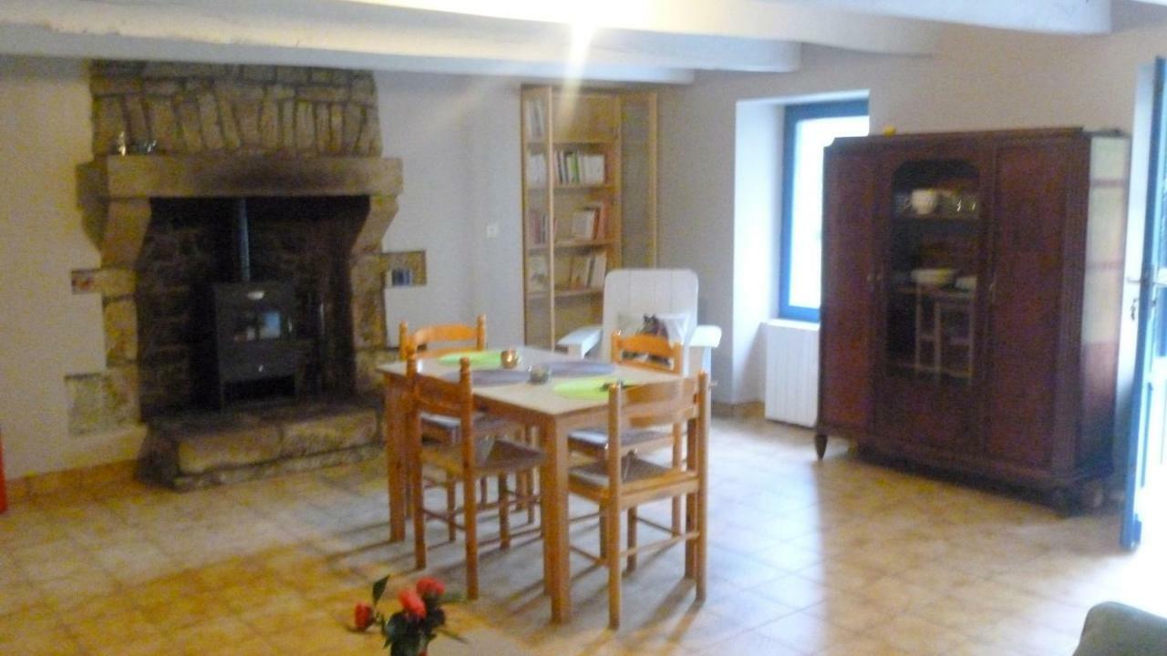 Maison A Locrio Guern Ngoại thất bức ảnh